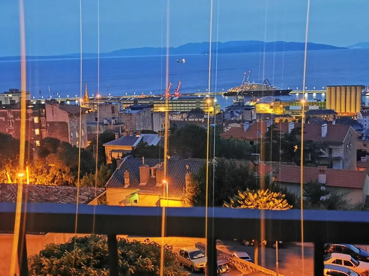 Leelee Apartment Rijeka